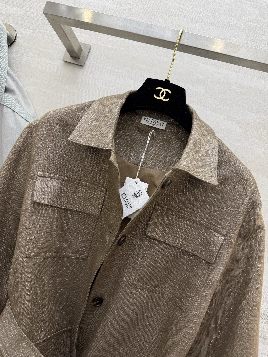 #Brunello Cucinell♡²⁶SS收腰工装夹克 把“低调奢华”焊在身上的一件！自带金棕细闪的
