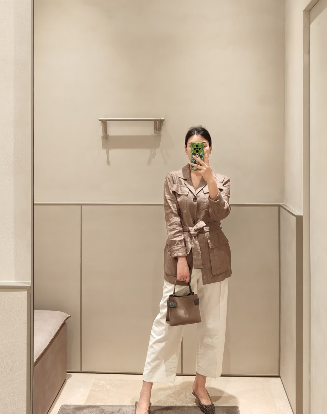 NO:804146,,,19860909,,,Women's clothing