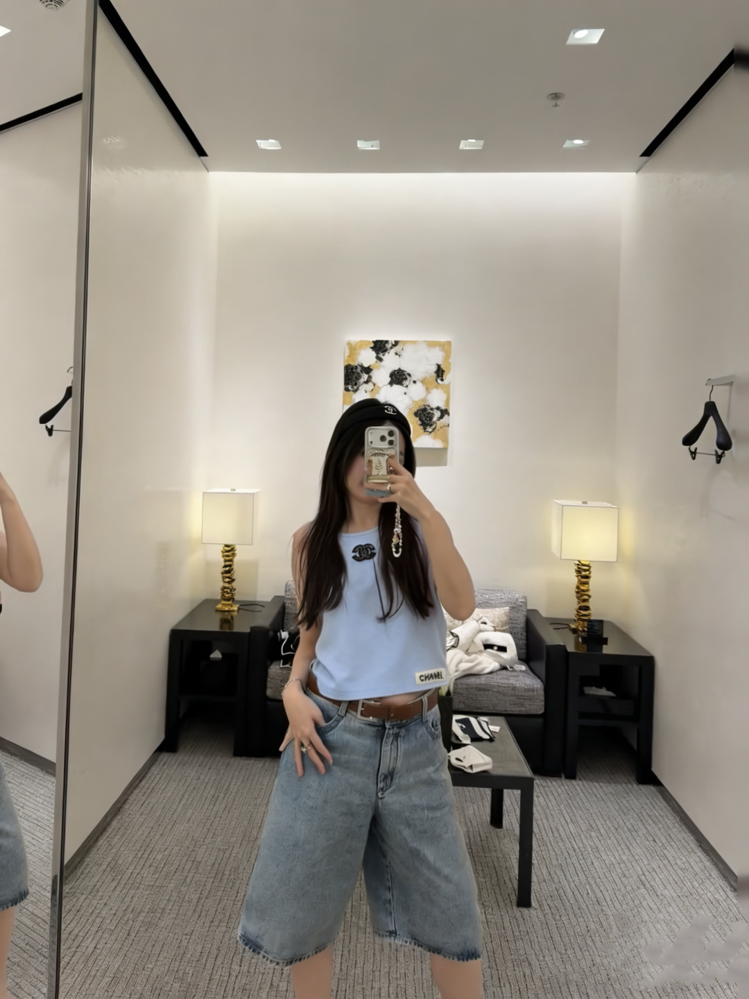 「CHANE♡²⁶中古风双C亮片背心」奶白柔光｜浅蓝清冷｜闪片双C法式精致感拉满！上身即显贵，百搭不挑人