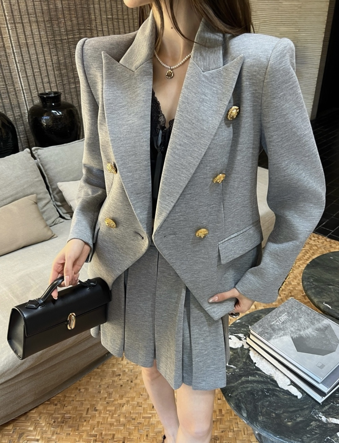 NO:804116,,,19860909,,,Women's clothing