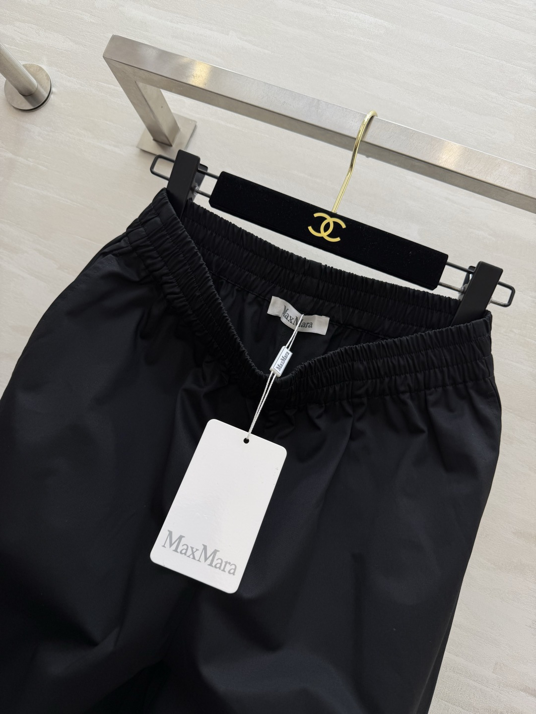 ✨ MaxMara²⁶驼色工装束脚裤｜把老钱风松弛感焊在身上 经典驼色永不过时 自带高级滤镜 挺括透气的