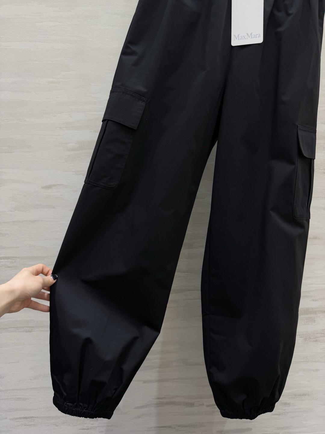✨ MaxMara²⁶驼色工装束脚裤｜把老钱风松弛感焊在身上 经典驼色永不过时 自带高级滤镜 挺括透气的