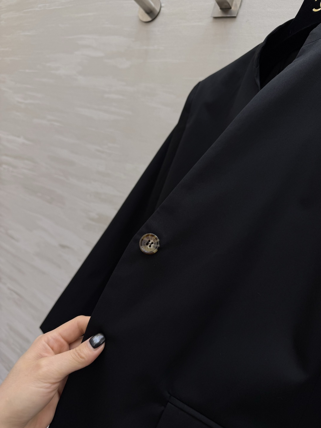 #MaxMara²⁶驼色立领西装｜把老钱风松弛感焊在身上 经典驼色永不过时 自带高级滤镜 利落立领设计修