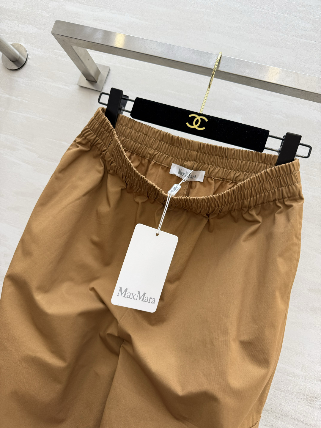 ✨ MaxMara²⁶驼色工装束脚裤｜把老钱风松弛感焊在身上 经典驼色永不过时 自带高级滤镜 挺括透气的