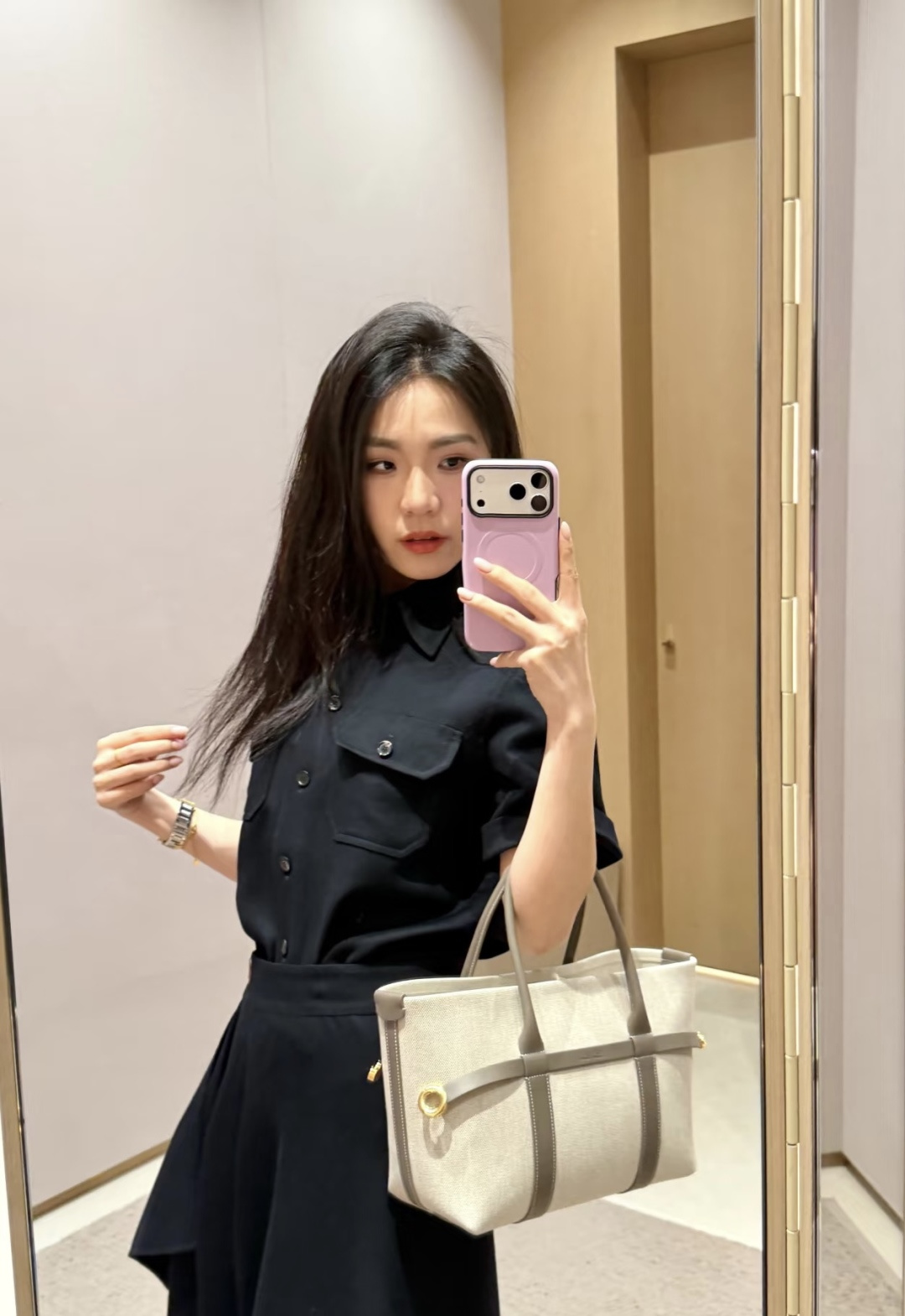 NO:804073,,,19860909,,,Women's clothing