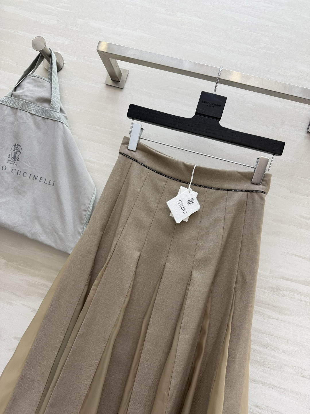 #Brunello Cucinell♡²⁶拼纱大摆半裙｜顶流的温柔氛围感✨BC这条半裙真的把「高级感」和