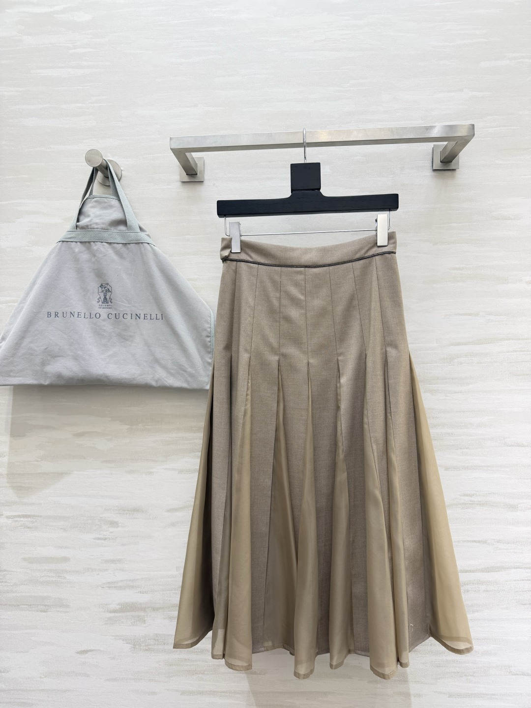 #Brunello Cucinell♡²⁶拼纱大摆半裙｜顶流的温柔氛围感✨BC这条半裙真的把「高级感」和