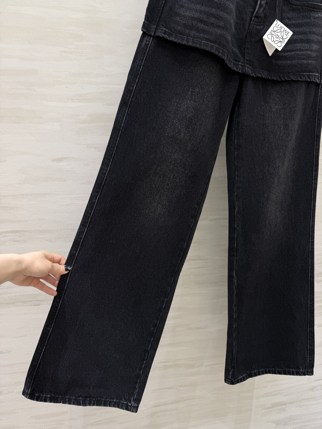 #LOEW♡²⁶假两件叠层阔腿牛仔裤 把先锋设计和实穿感焊死的神裤！假两件裙裤设计，一秒解锁辣妹穿搭！高