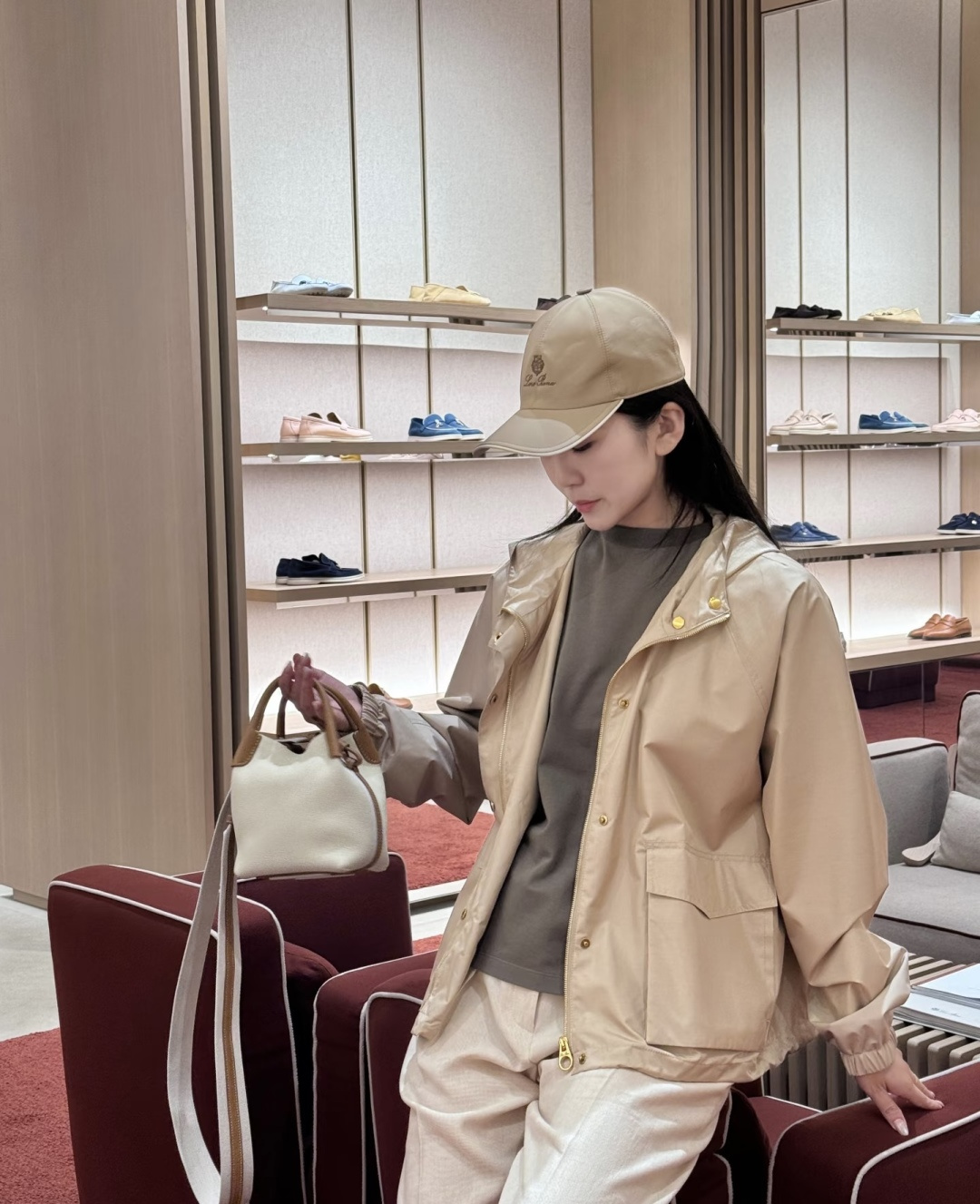 NO:804023,Official website synchronization,,19860909官网同步,,,Women's clothing