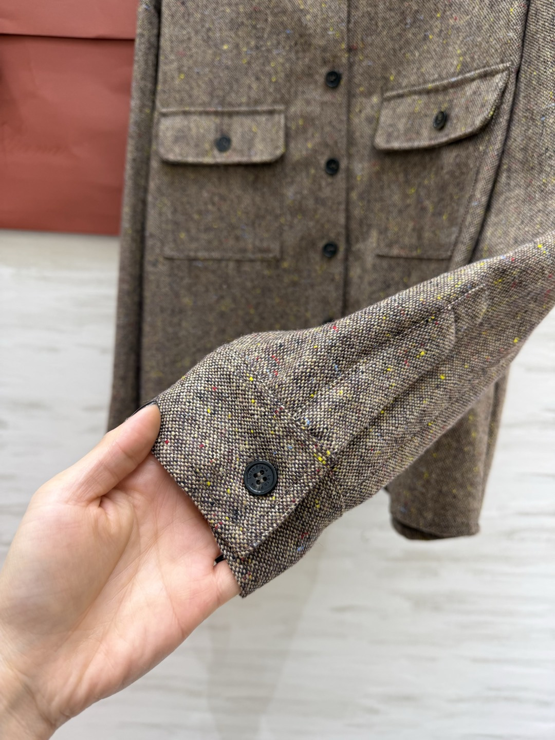 #Loro Pian♡²⁶彩点花呢衬衫式外套✨自带松弛感的老钱风天花板混彩花呢肌理感拉满，低调又显贵宽松