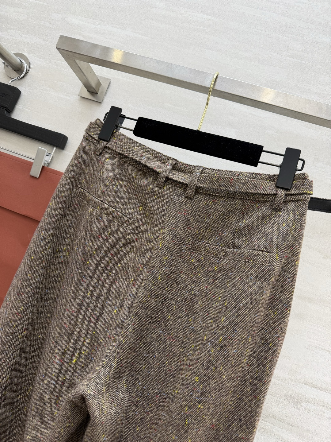 #Loro Pian♡²⁶彩点花呢阔腿裤✨顶奢面料自带的松弛感谁懂啊！混彩花呢肌理感拉满，低调显贵高腰+