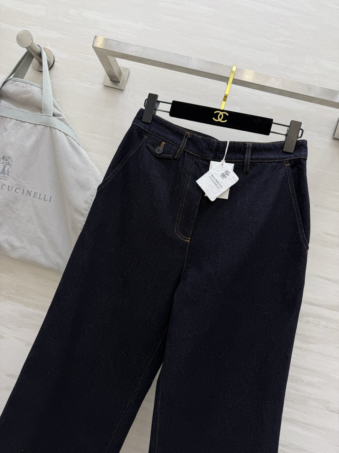 #Brunello Cucinell♡²⁶复古丹宁风直筒牛仔裤 松弛感天花板 藏青牛仔真的太会了！直筒裤