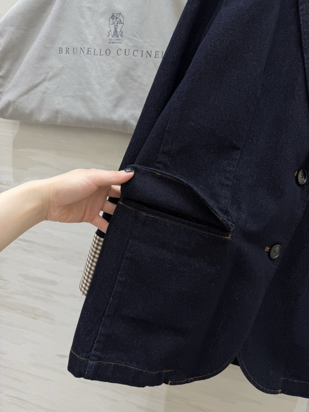 #Brunello Cucinell♡²⁶复古丹宁风西装外套 松弛感天花板 藏青牛仔西装真的太会了！经典