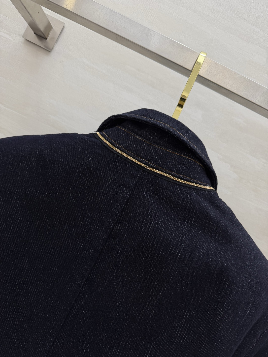 #Brunello Cucinell♡²⁶复古丹宁风西装外套 松弛感天花板 藏青牛仔西装真的太会了！经典