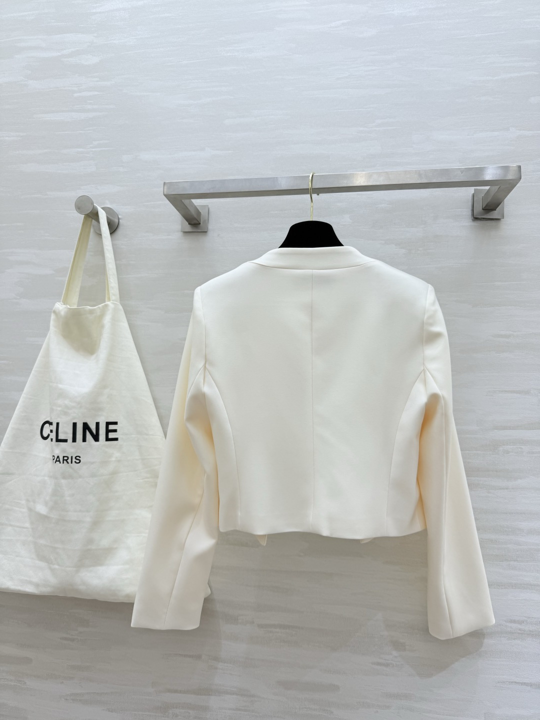 #Celin♡²⁶新款 双排金扣外套 高品质定制 现货首发size：S/M/L/XL（s码肩宽：38，胸