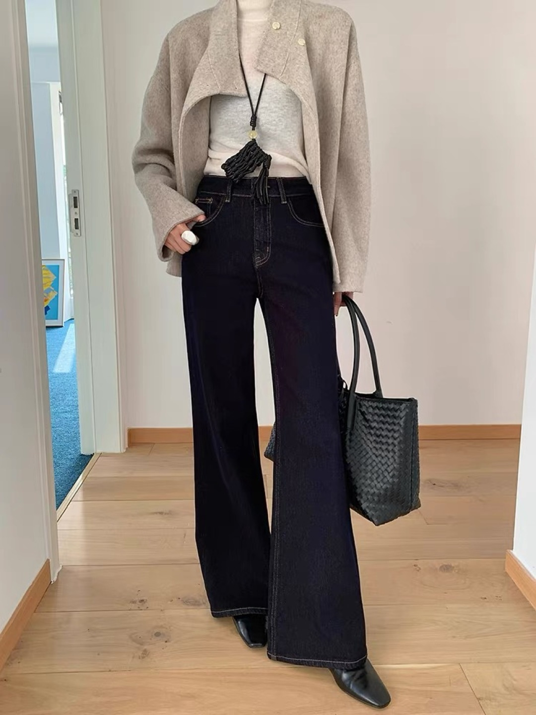 Thom Brown♡²⁶丹宁微喇牛仔裤 藏青丹宁的高级感 永远不会过时✨高腰微喇版型 利落修饰腿型 秒