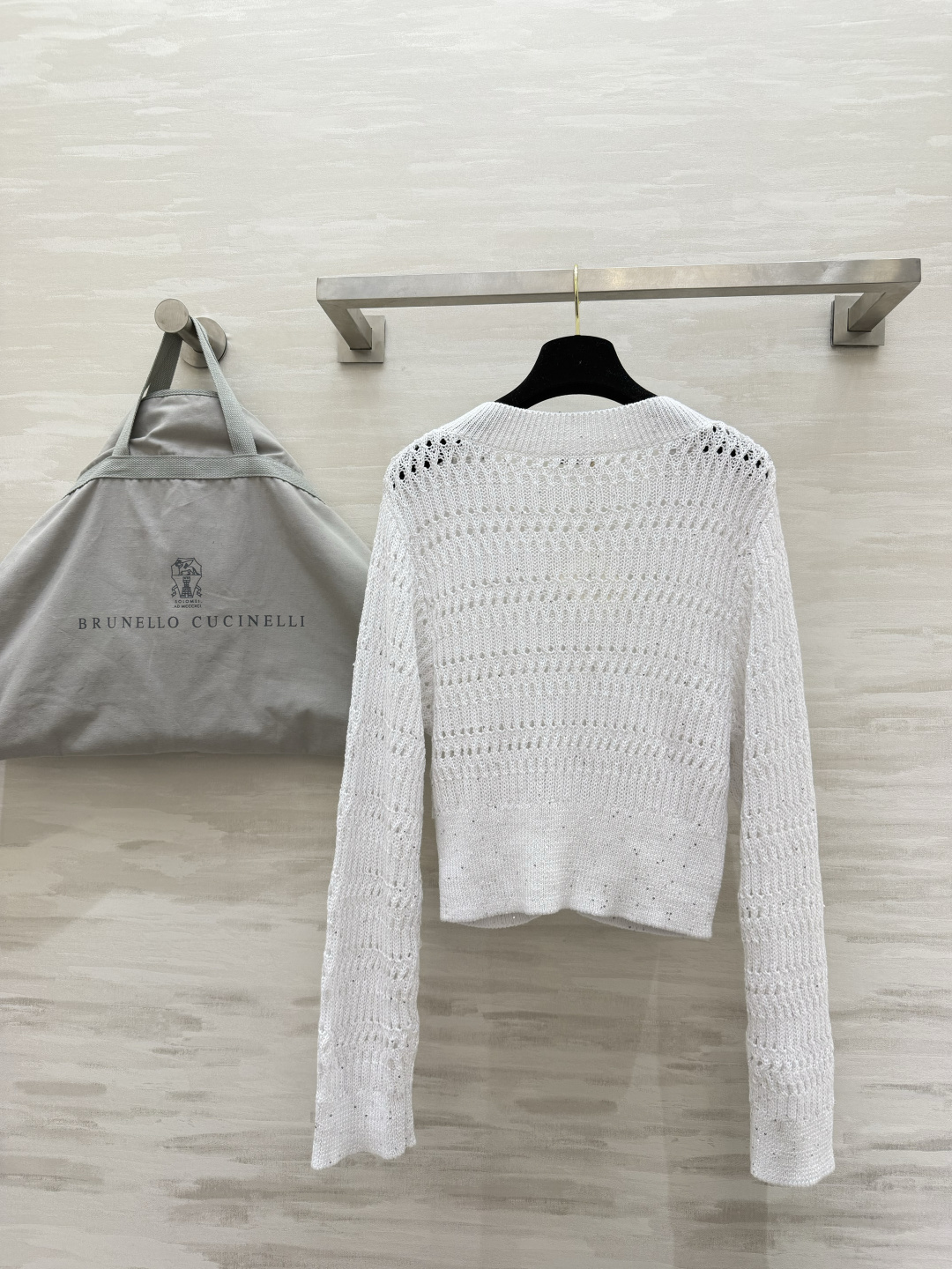 #Brunello Cucinell♡²⁶ss V领镂空针织 干干净净的白色治愈系 定制亚麻亮片纱线🧶 