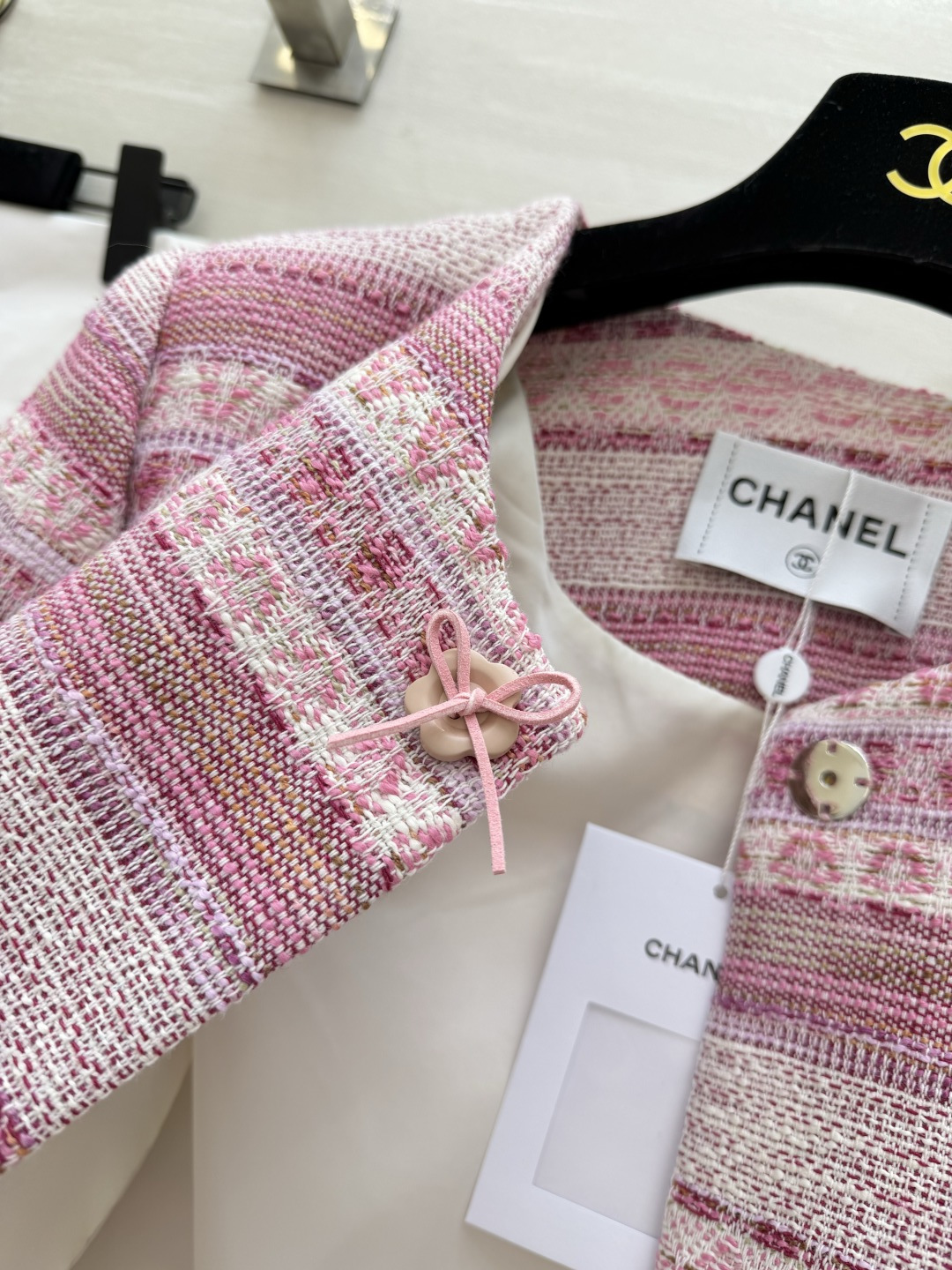 #Chane♡²⁶温柔精致风 编织花呢外套 粉调温柔 蓝调清冷 粗花呢肌理自带高级感 经典香风永不过时 