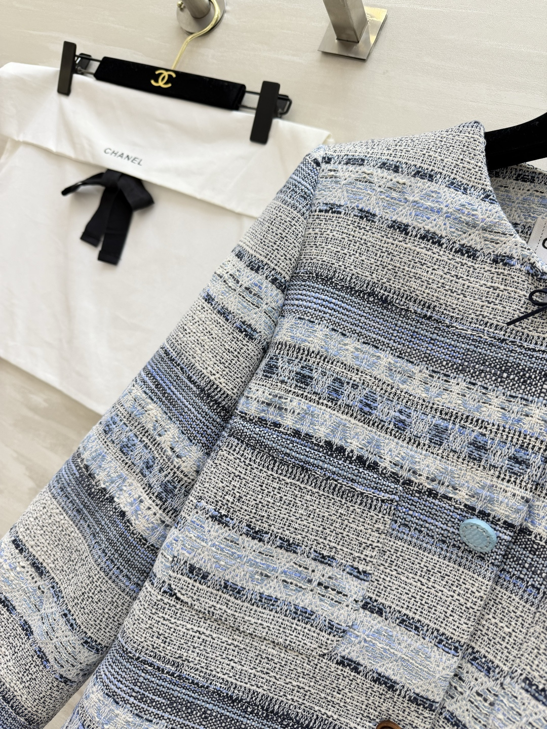 #Chane♡²⁶温柔精致风 编织花呢外套 粉调温柔 蓝调清冷 粗花呢肌理自带高级感 经典香风永不过时 