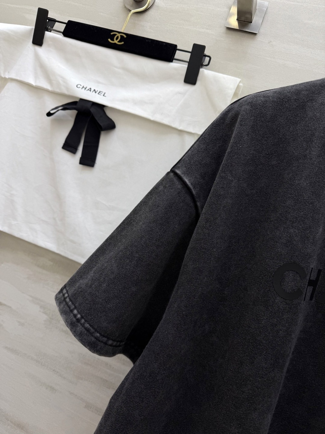 #CHANE²⁶做旧水洗T恤｜自带滤镜的松弛感复古炭黑洗水工艺，把高级感穿在身上！oversize版型，