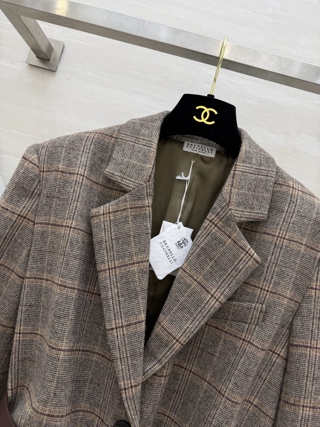 #Brunello Cucinell♡²⁶格纹西装 复古棕调格纹自带新贵氛围感 混纺面料软糯又挺括 附赠