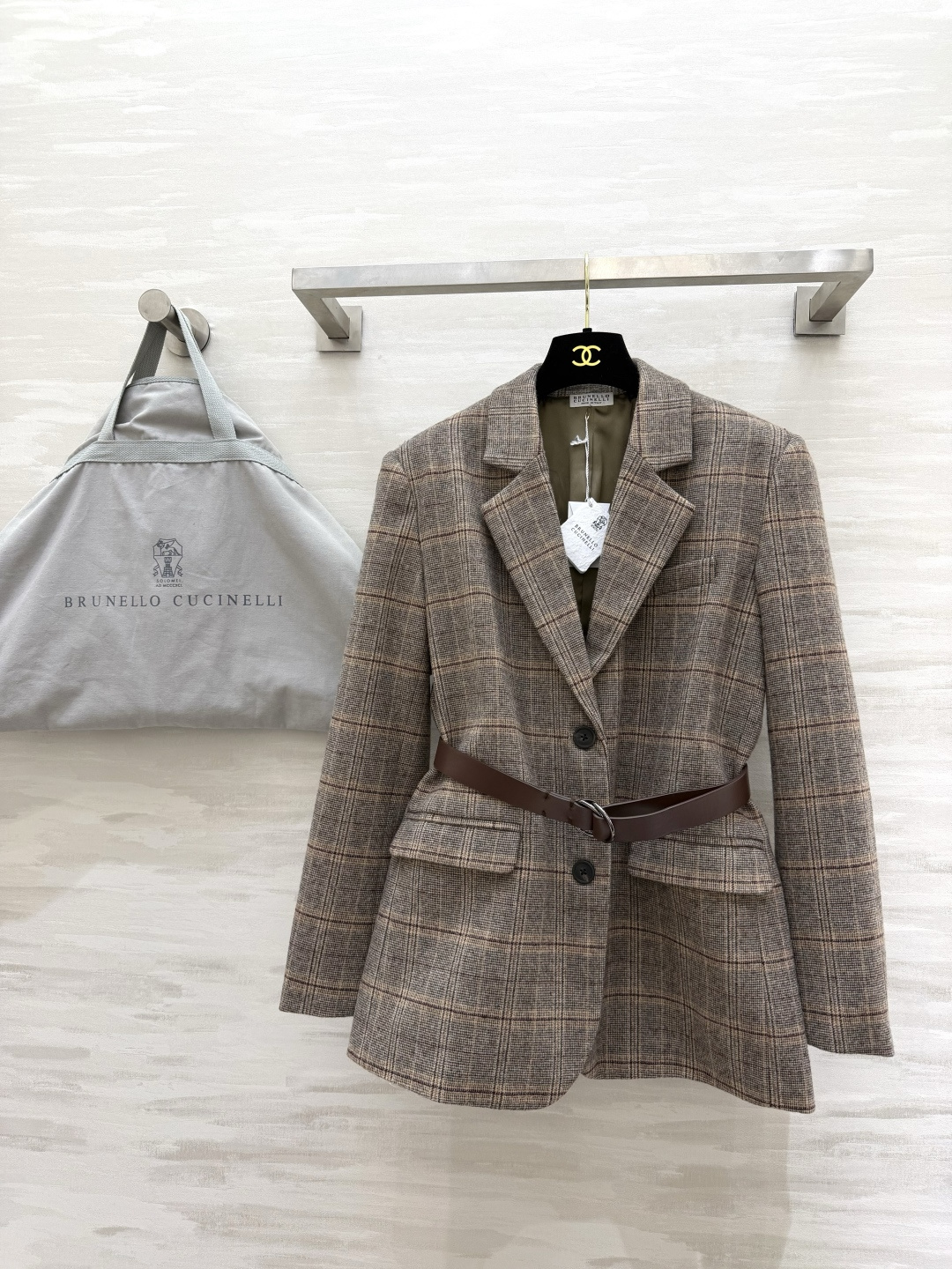 #Brunello Cucinell♡²⁶格纹西装 复古棕调格纹自带新贵氛围感 混纺面料软糯又挺括 附赠
