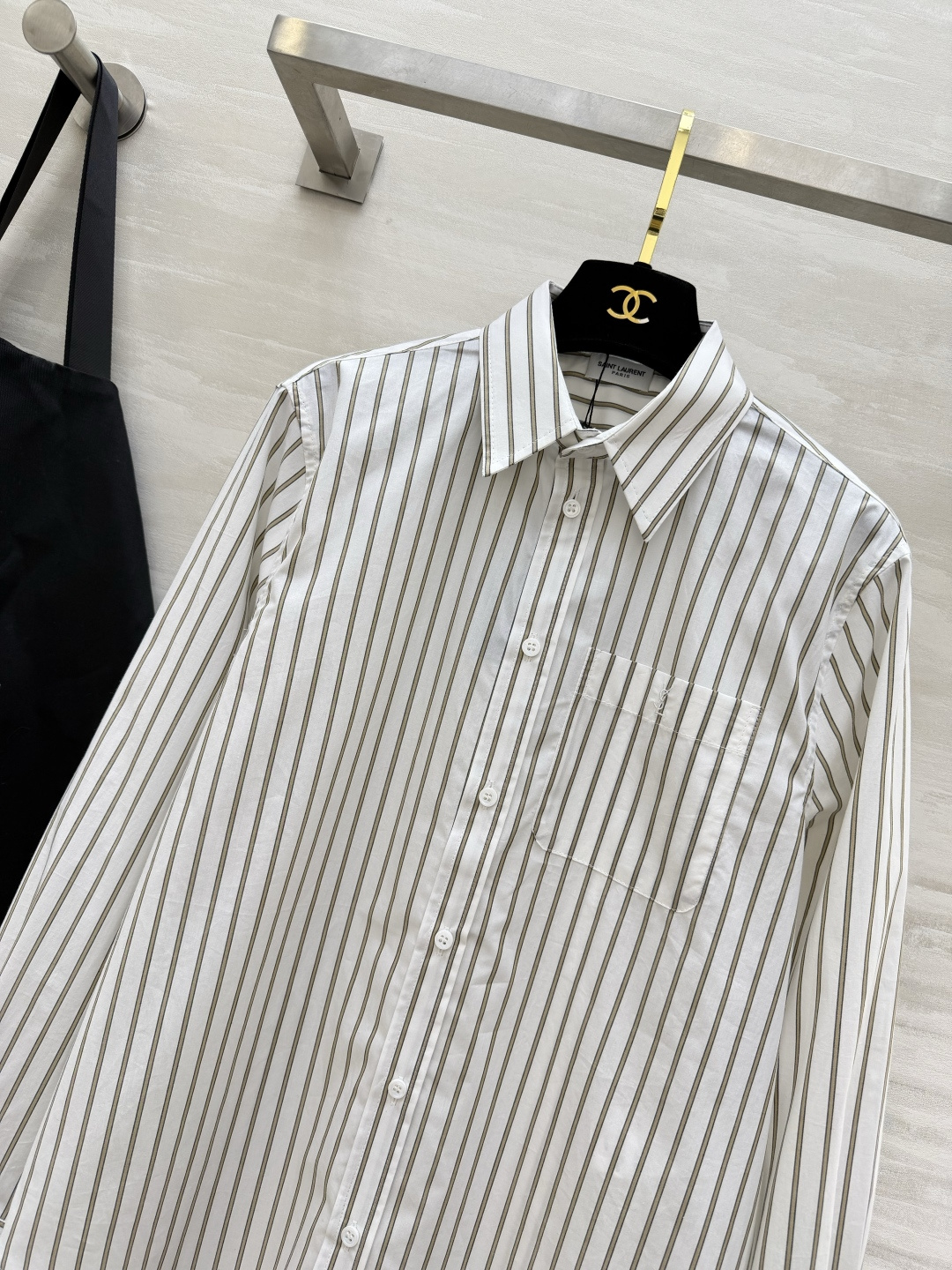 Saint Laurent/ysl条纹衬衫｜永不过时的经典🖤橄榄绿细条纹+干净白底色自带慵懒高级的法式氛