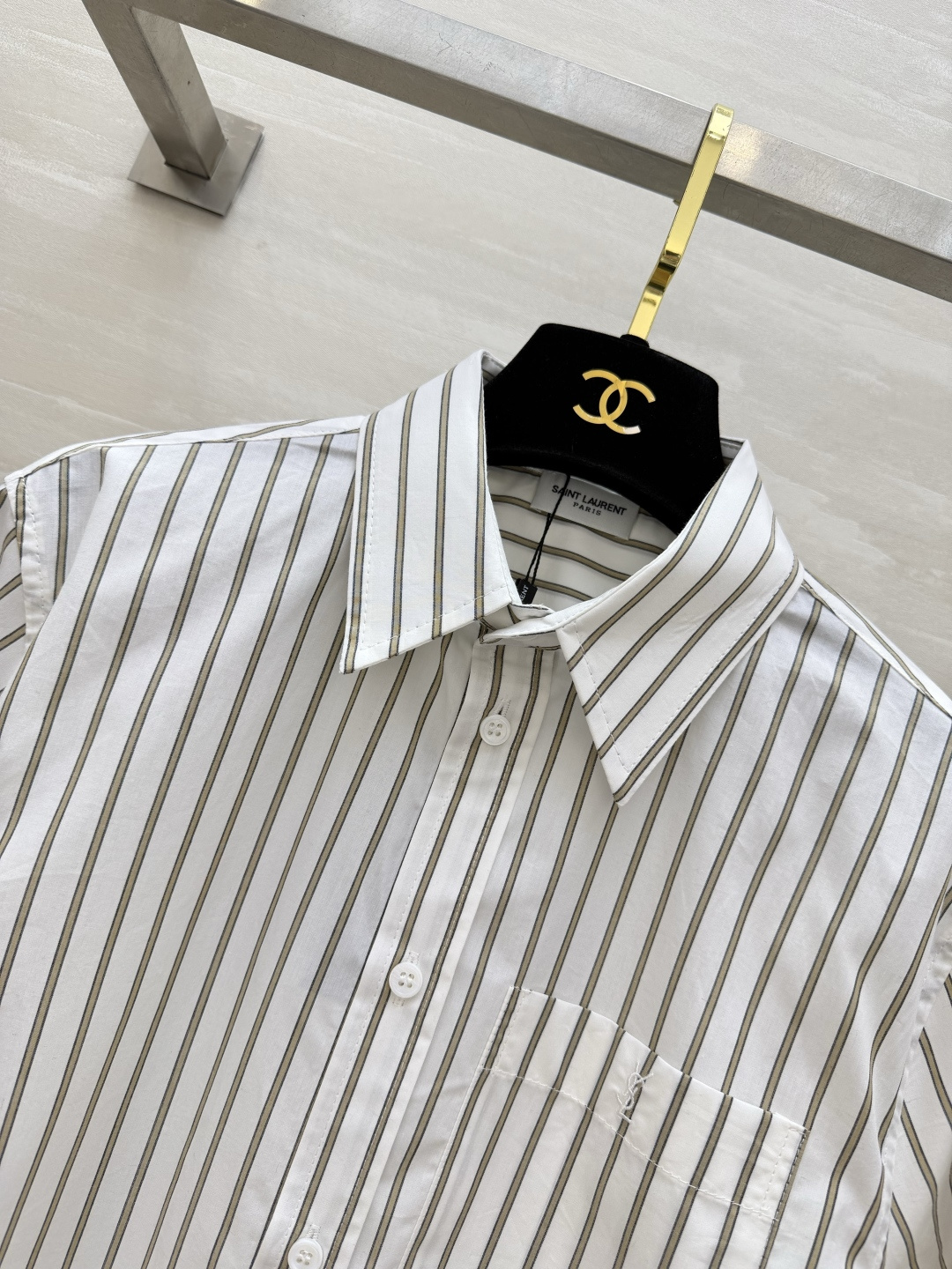 Saint Laurent/ysl条纹衬衫｜永不过时的经典🖤橄榄绿细条纹+干净白底色自带慵懒高级的法式氛