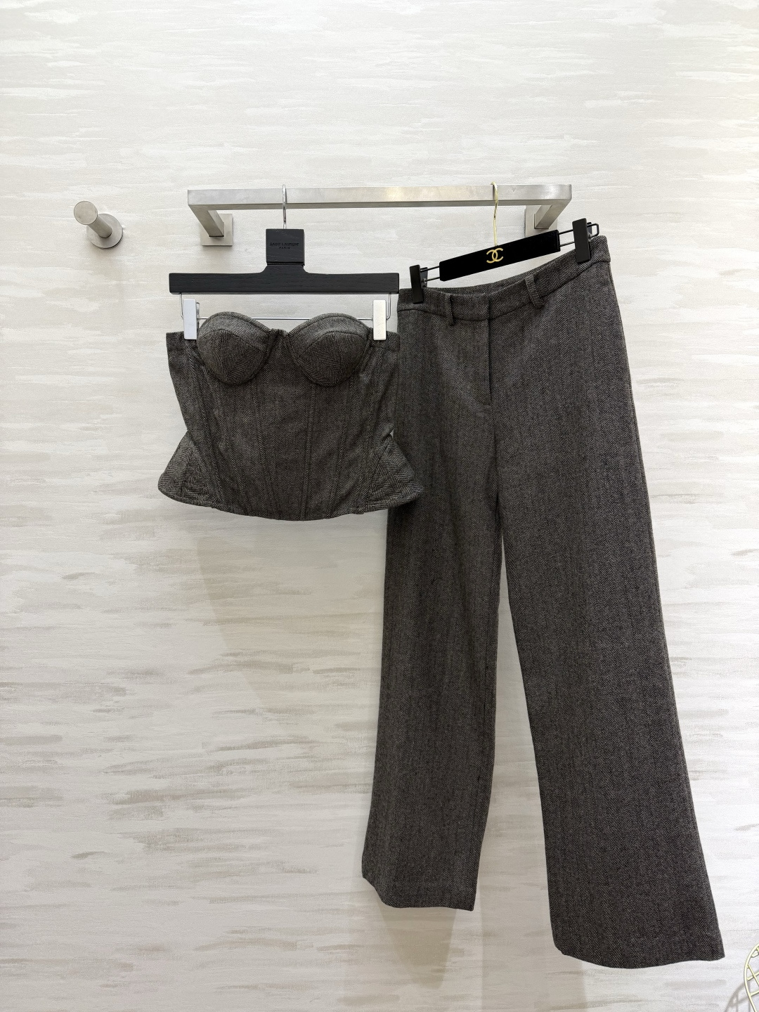 Ermanno Scervin♡²⁶新款 人字纹抹胸胸衣｜把高级感焊在身上✨深灰人字纹羊毛面料自带复古腔