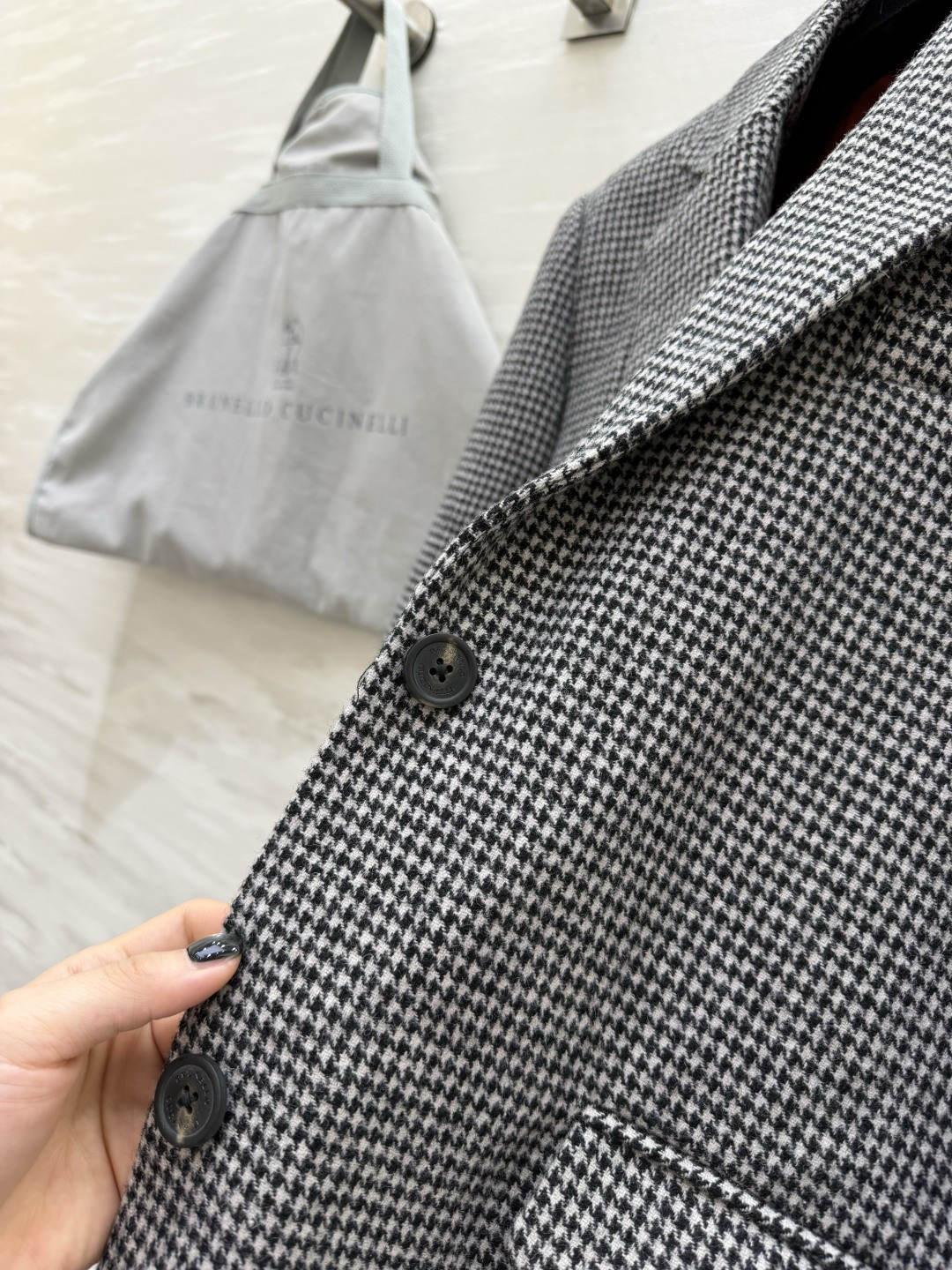 #Brunello Cucinell♡²⁶新款 格纹西装外套 配送定制腰带收腰显瘦 立体剪裁上身大气显贵