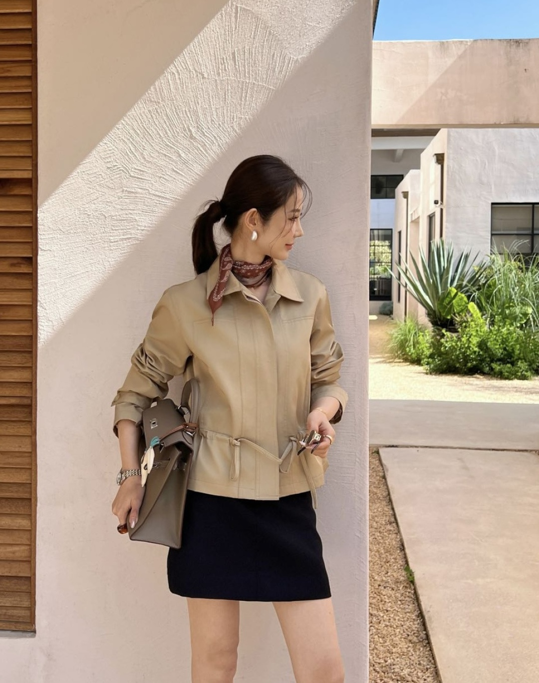 NO:805129,,,19860909,,,Women's clothing