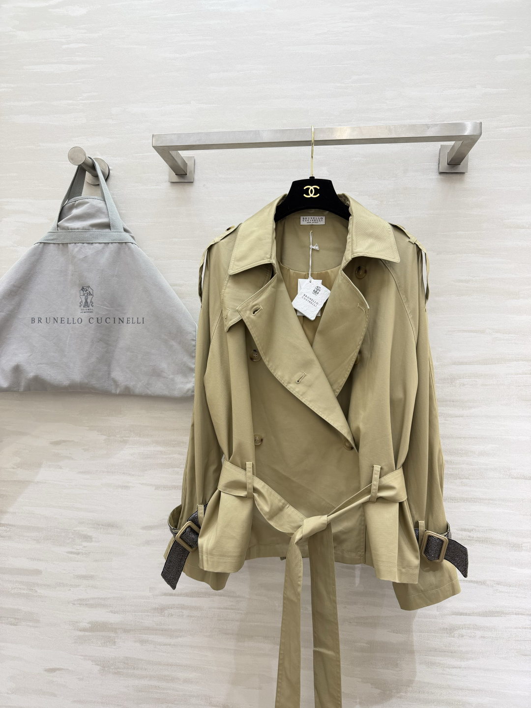 #BrunelloCucinell♡²⁶老钱低调穿搭 极简双排扣风衣 高品质定制 现货首发size：S/