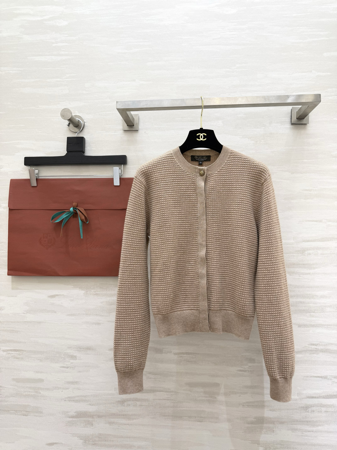 #Loro piana♡²⁶ssS 胶囊系列 圆领长袖提花 针织纯色羊绒开衫外套 高品质定制 现货首发s