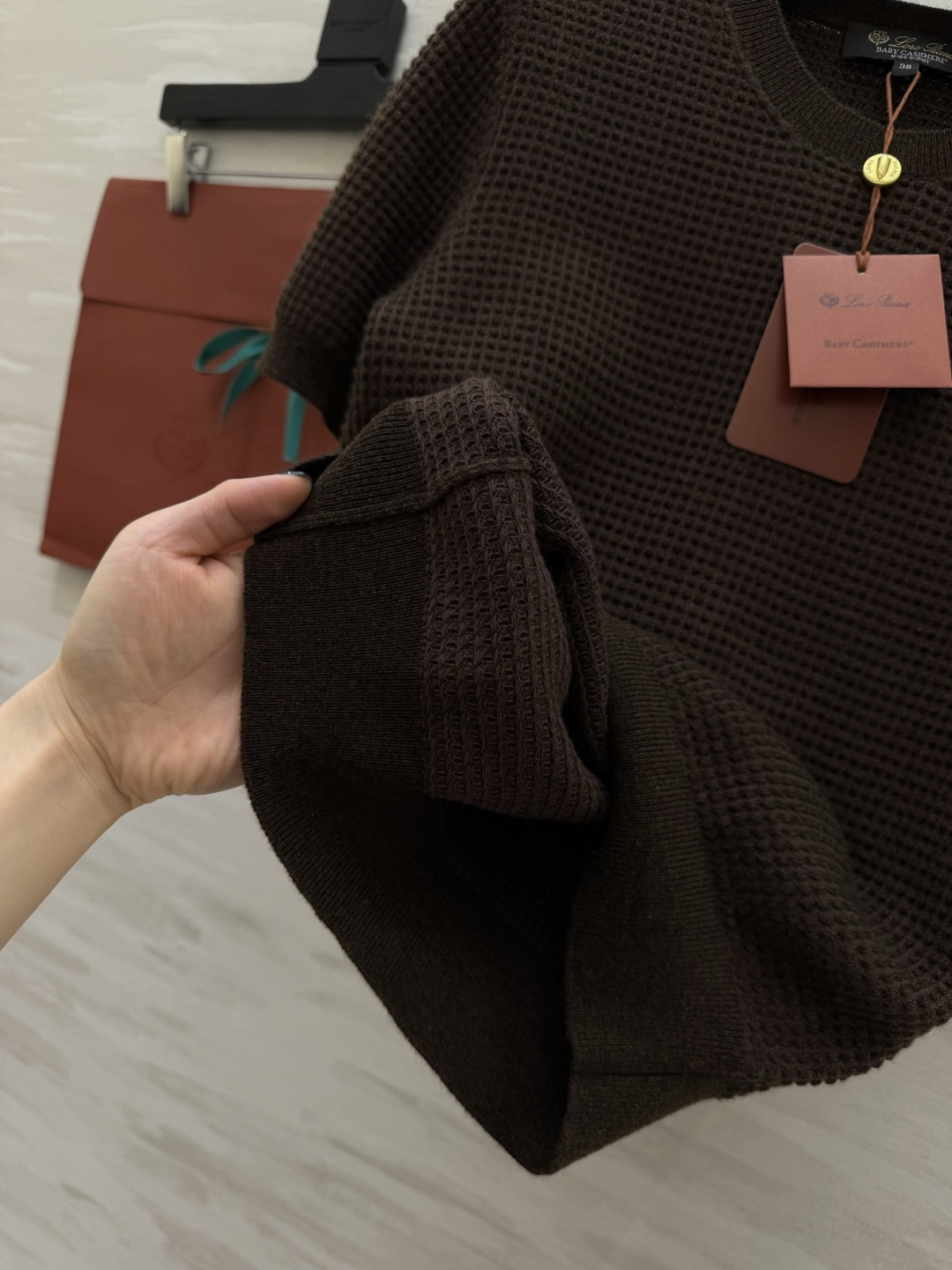 #Loro piana♡²⁶ssS 胶囊系列 圆领短袖提花 针织纯色羊绒短袖上衣 高品质定制 现货首发s