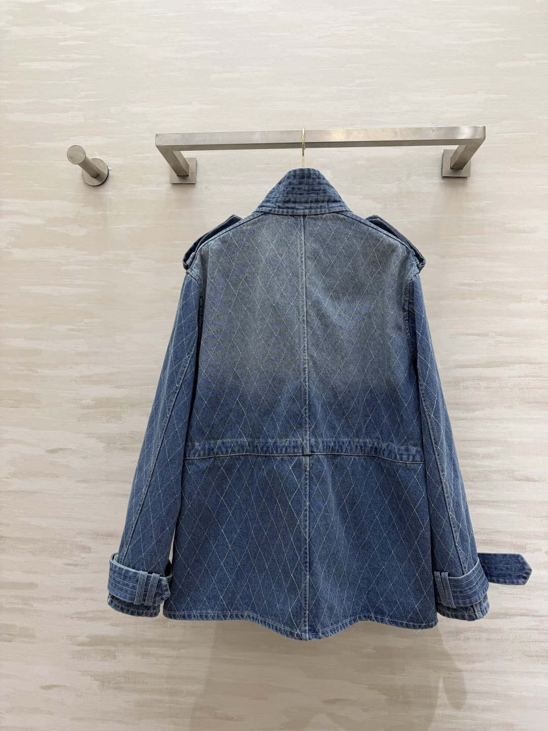 💙Balmai♡²⁶春夏新款 牛仔工装外套 采用高品质牛仔布 经典蓝色+菱格纹设计 细节满满✨ 多口袋+