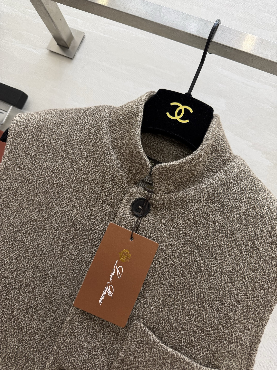 Loro Pian♡²⁶早春系列 真丝羊毛亚麻混纺马甲外套 采用高品质面料 手感软糯 质感超赞！浅驼色杂