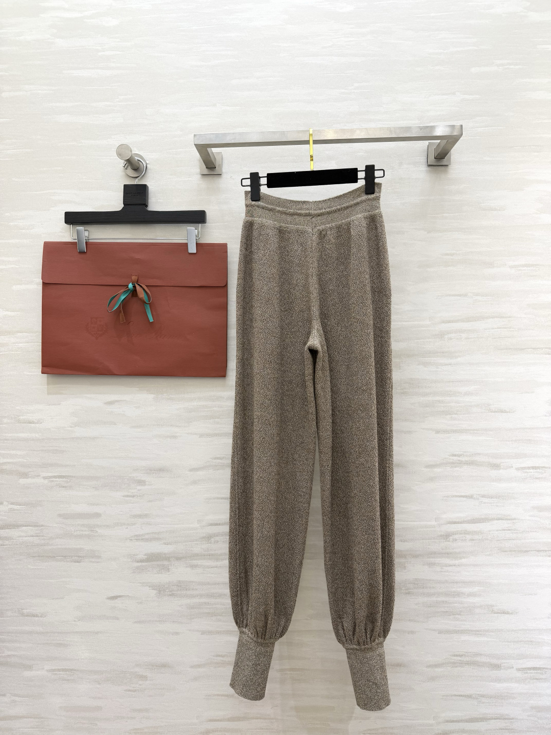 藏肉显瘦天花板｜Loro Pian♡ 本命裤Loro Pian♡农历新年胶囊系列 明星单品 完美平衡了舒