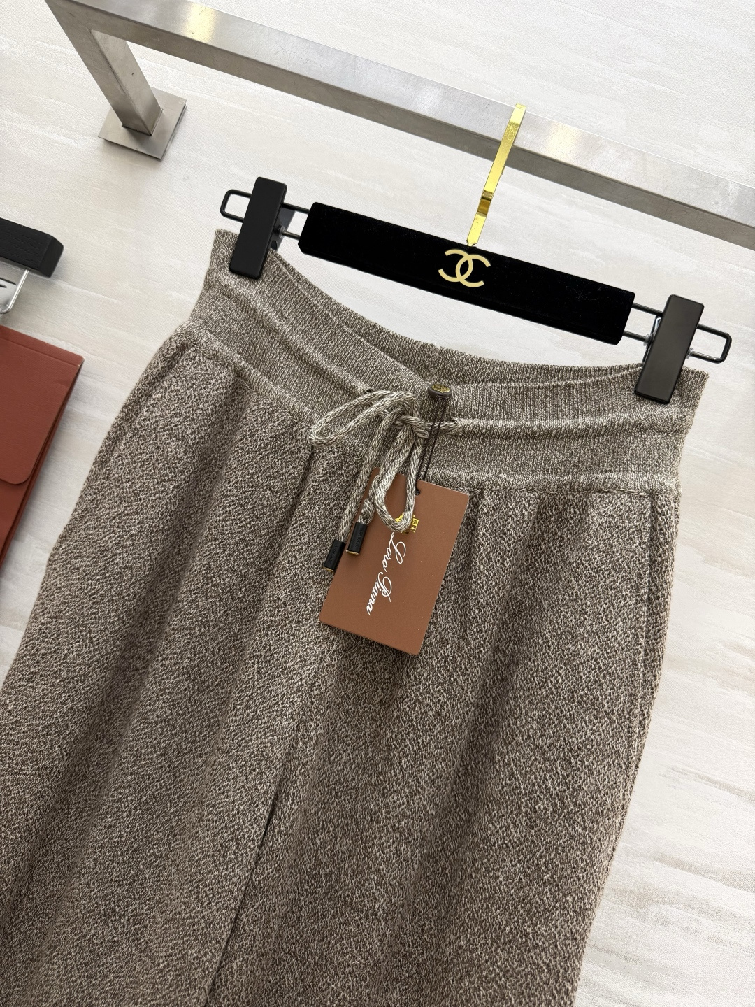 藏肉显瘦天花板｜Loro Pian♡ 本命裤Loro Pian♡农历新年胶囊系列 明星单品 完美平衡了舒