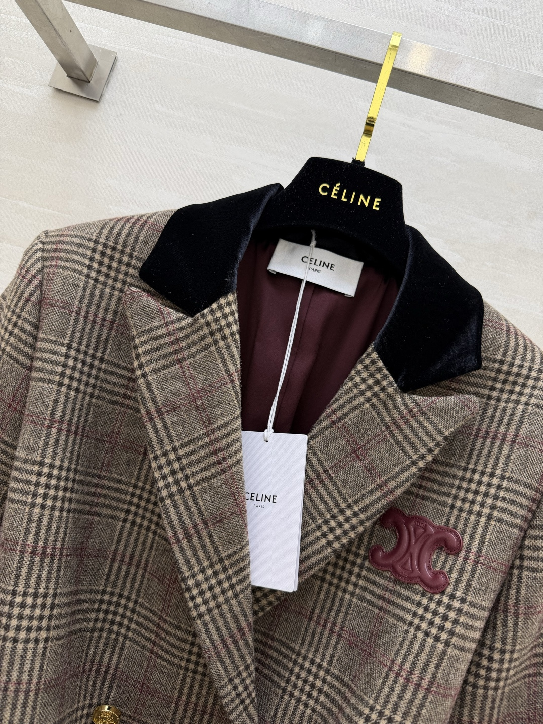 #Celin♡²⁶早春新款 羊毛格纹西装外套 配送定制logo腰带收腰显瘦 羊毛混纺面料 高品质 现货首