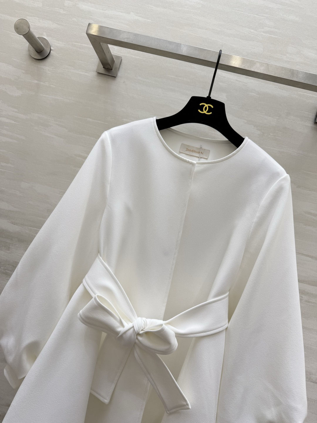 #ZIMMERMAN♡²⁶春夏新款 灯笼袖收腰外套 温柔到骨子里的氛围感外套✨极简圆领+利落剪裁 自带高