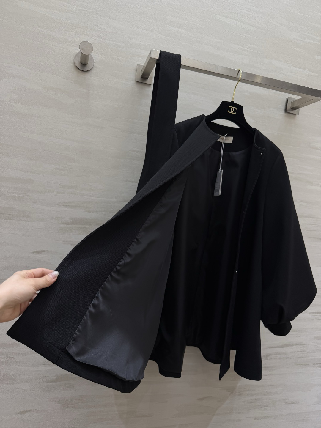 #ZIMMERMAN♡²⁶春夏新款 灯笼袖收腰外套 温柔到骨子里的氛围感外套✨极简圆领+利落剪裁 自带高