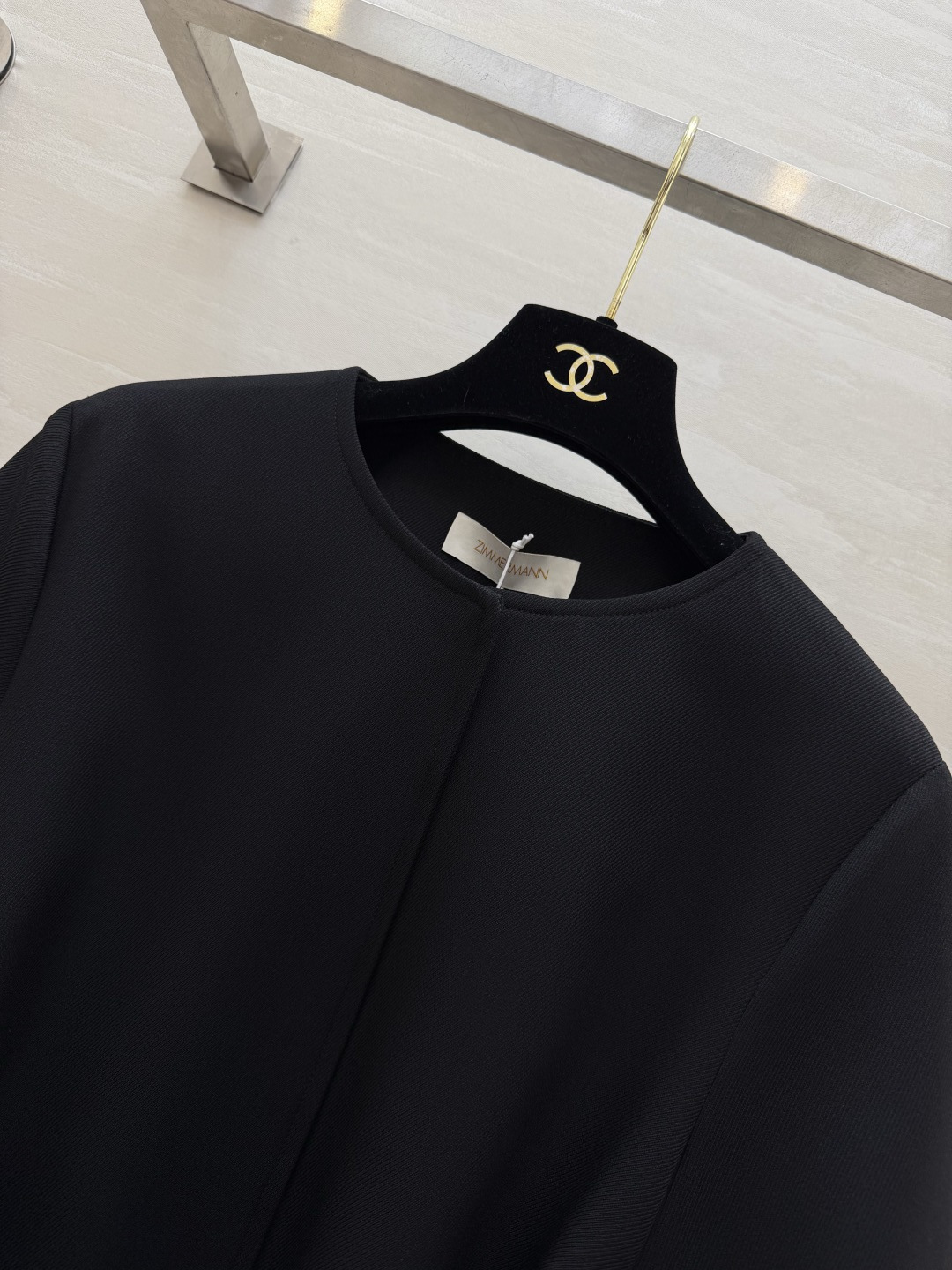 #ZIMMERMAN♡²⁶春夏新款 灯笼袖收腰外套 温柔到骨子里的氛围感外套✨极简圆领+利落剪裁 自带高