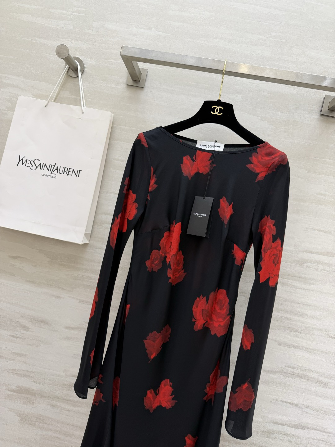 #ysl²⁶春夏新款 长袖船领真丝 法式优雅连衣裙 定制真丝面料奢华高级 暗影酒红玫瑰花 高品质定制 现