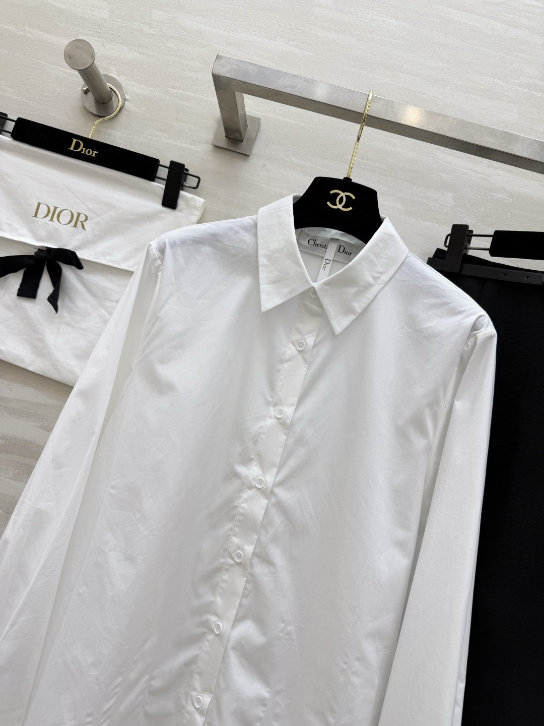 #DIO♡²⁶春夏新款 极简高级风 衬衣套装裙 黑白永不过时 经典即是底气 CD风骨的白衬衫 + 高腰黑