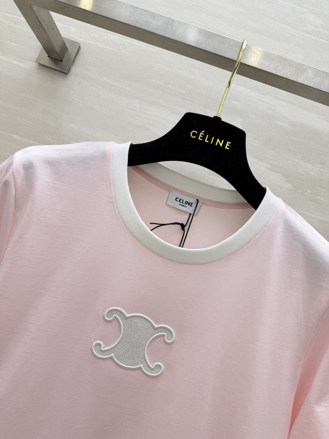 #Celin♡²⁶春夏限定撞色T恤｜把春天穿在身上樱花粉温柔治愈 baby蓝清爽减龄 双色可选适配不同风