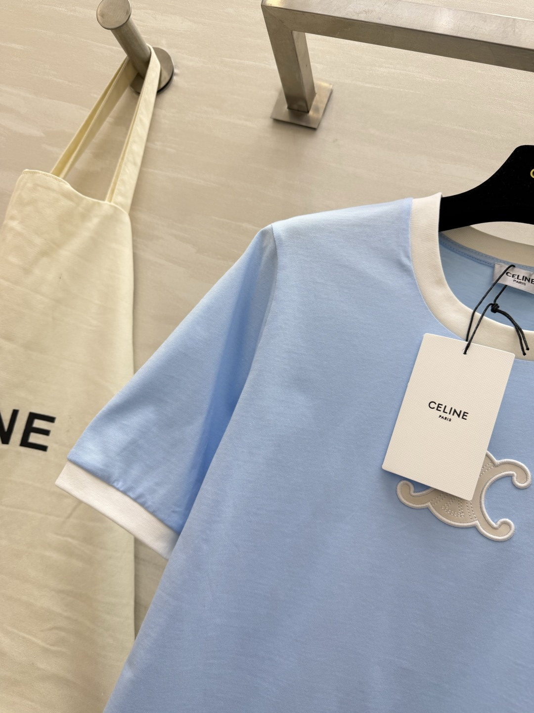 #Celin♡²⁶春夏限定撞色T恤｜把春天穿在身上樱花粉温柔治愈 baby蓝清爽减龄 双色可选适配不同风