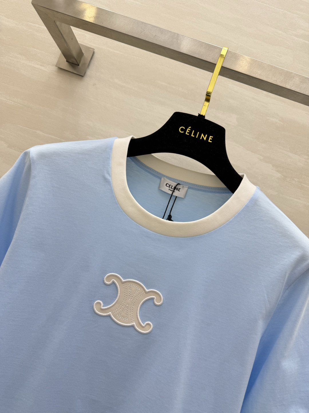 #Celin♡²⁶春夏限定撞色T恤｜把春天穿在身上樱花粉温柔治愈 baby蓝清爽减龄 双色可选适配不同风