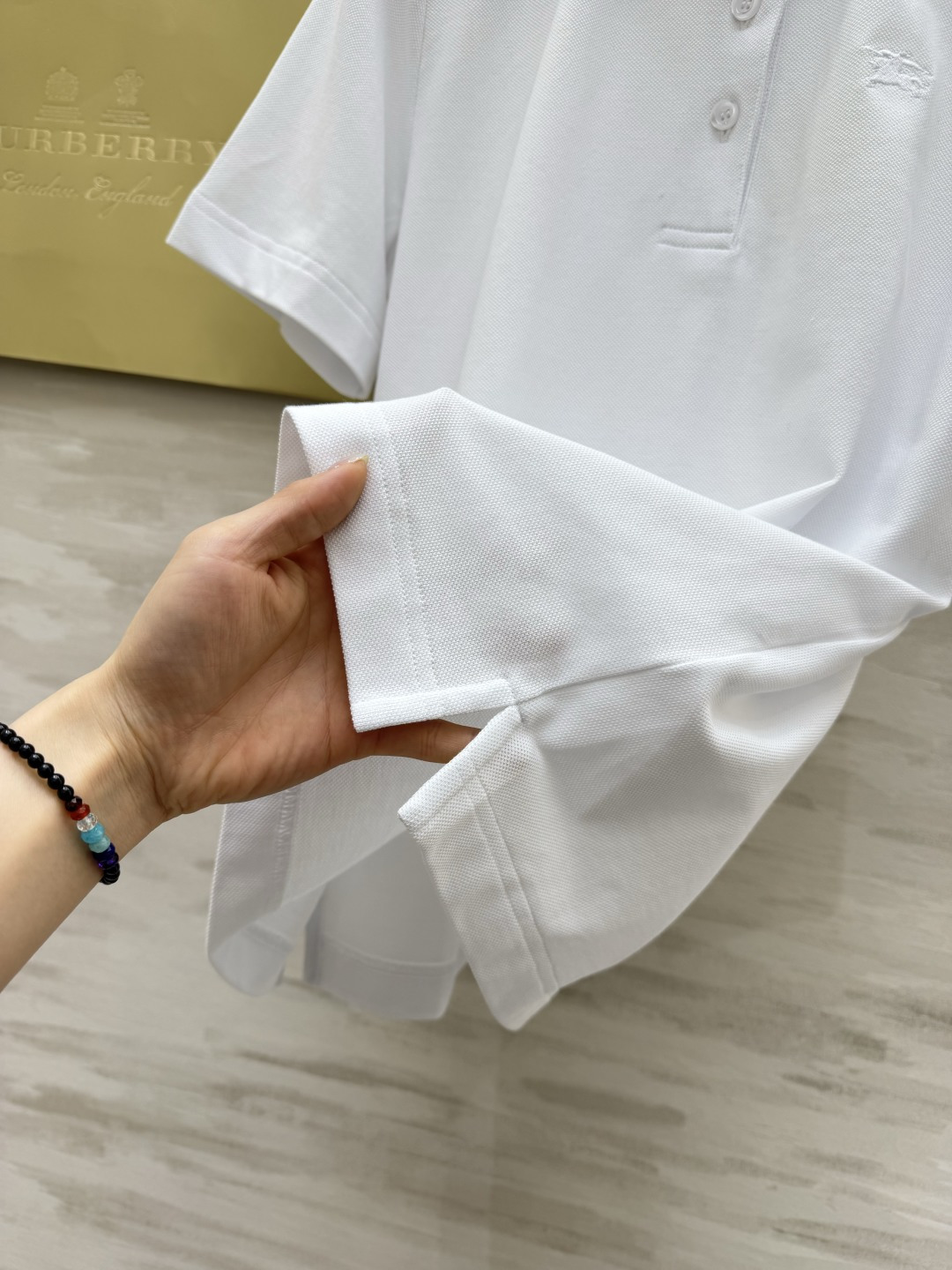 ▫️Burberr♡²⁶春夏新款▫️ 春夏的第一件Polo衫，被问爆了！▫️ 三色可选，承包你整个春天的