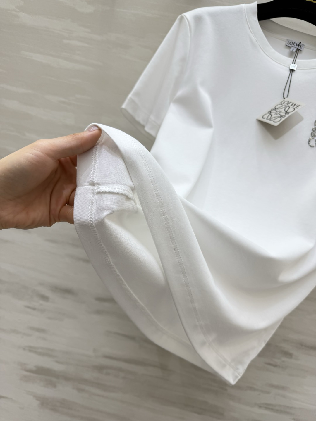 #Loew♡²⁶春夏新款 重工logo钉珠短袖T恤 高品质定制 现货首发size：S/M/L（s码肩宽：