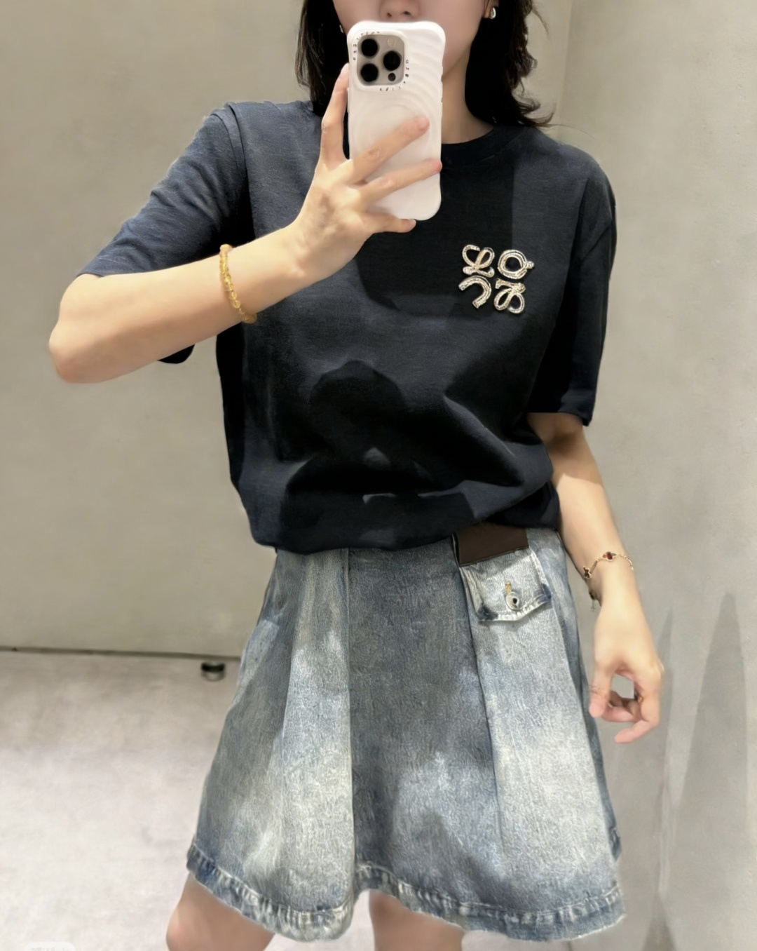 #Loew♡²⁶刺绣🪡短袖T恤 高品质定制 现货首发size：S/M/L（s码肩宽：37，胸围：88，衣